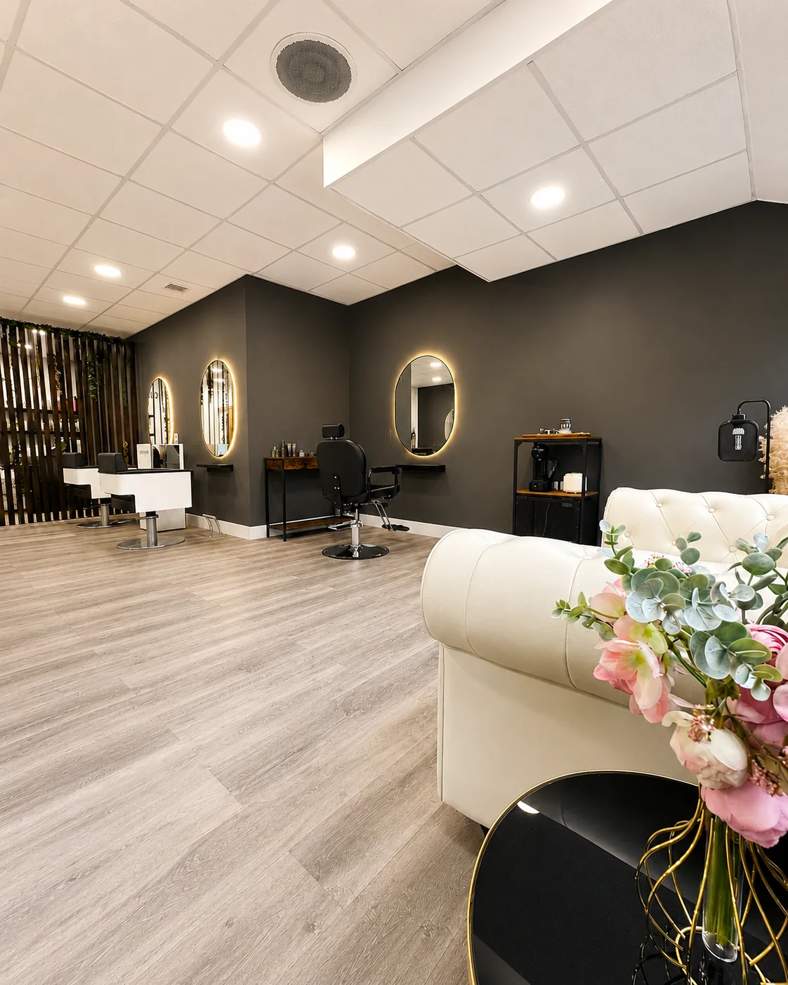 Interior de Sansa Hair Salon